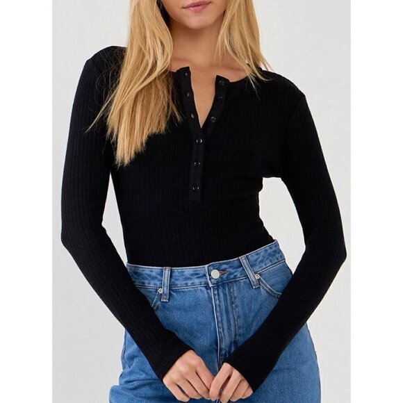 Free The Roses Ribbed Knit Henley V-Neck Button Front Bodysuit Top Black Large - Picture 1 of 9